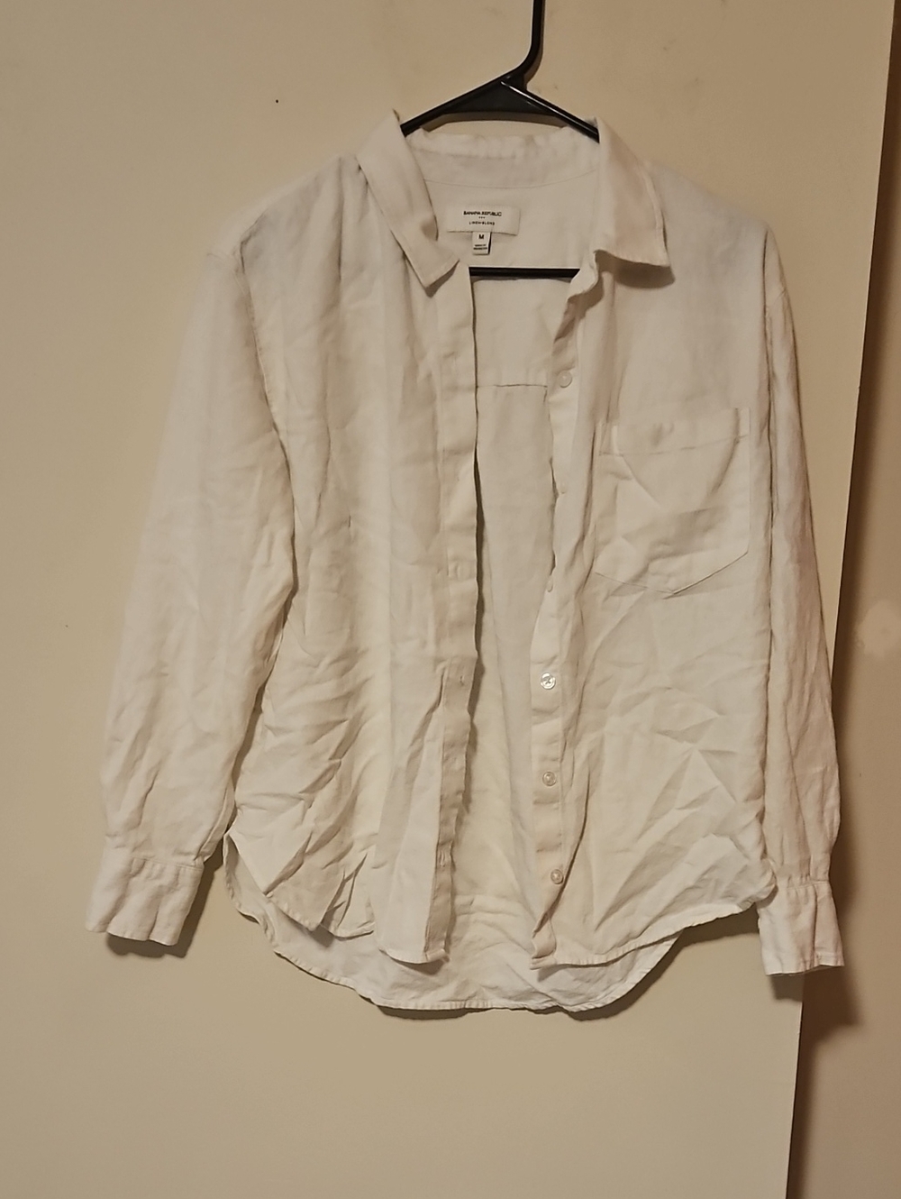 Banana Republic White Lightweight Button-Up Shirt
